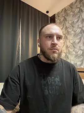 Snapshot of _XxX-XxX_ chatting on 05/27/26, 08:06 XxX-XxX online show from 05/27/26, 08:06