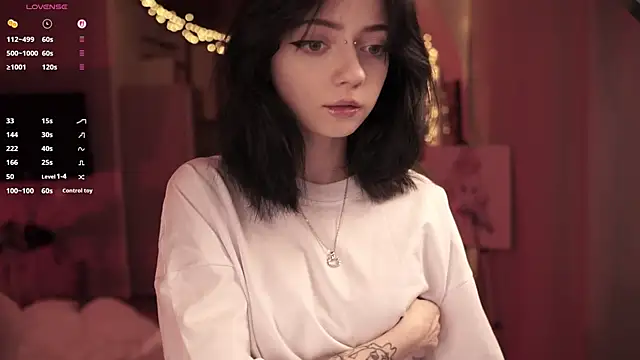 Snapshot of miuri_miy chatting on 04/02/26, 06:49 miuri miy online show from 04/02/26, 06:49