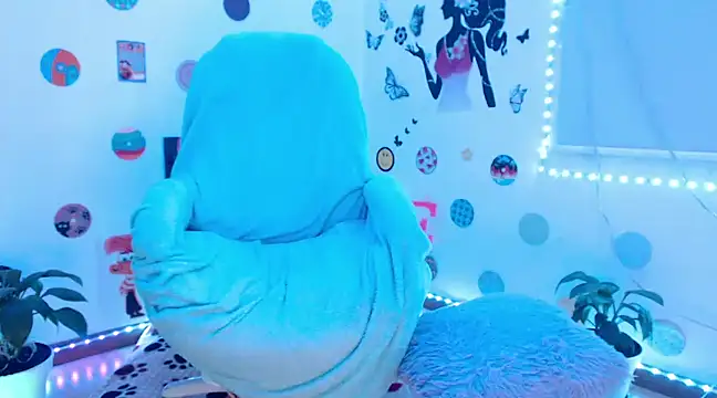 Snapshot of samy_love35 chatting on 02/06/25, 10:26 samy love35 online show from 02/06/25, 10:26