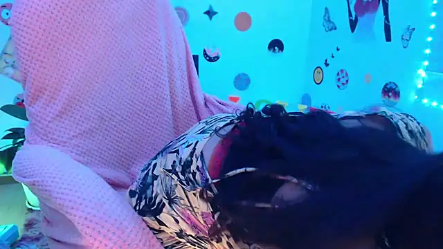 Snapshot of samy_love35 chatting on 03/11/25, 09:56 samy love35 online show from 03/11/25, 09:56