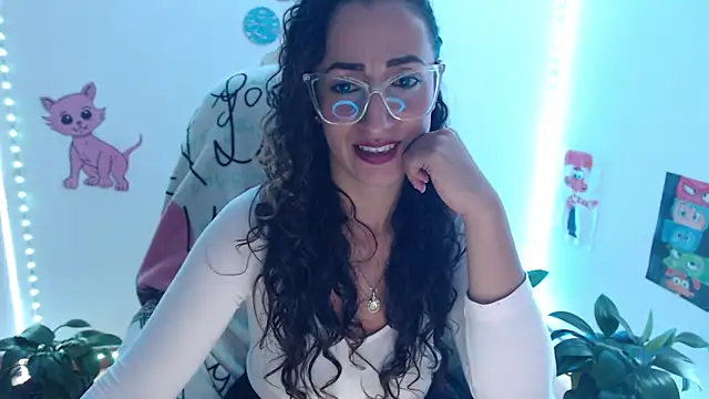 Snapshot of samy_love35 chatting on 03/10/26, 03:00 samy love35 online show from 03/10/26, 03:00