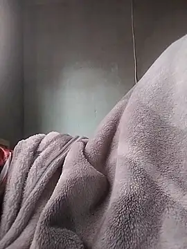 Snapshot of LaneYam chatting on 03/08/26, 08:07 LaneYam online show from 03/08/26, 08:07