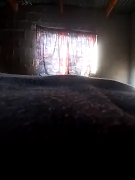 Snapshot of LaneYam chatting on 03/19/26, 01:48 LaneYam online show from 03/19/26, 01:48