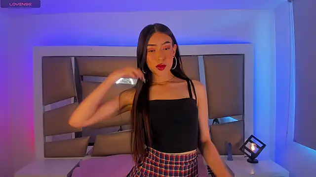 Snapshot of Princess_tokyo chatting on 01/21/25, 01:43 Princess tokyo online show from 01/21/25, 01:43