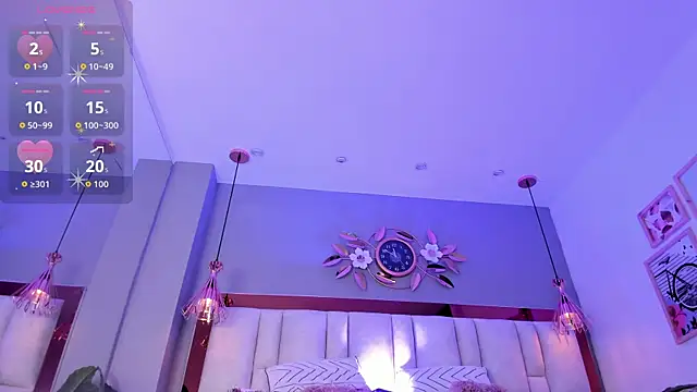 Snapshot of ArianaGolden chatting on 11/24/25, 04:51 ArianaGolden online show from 11/24/25, 04:51