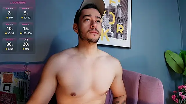 Snapshot of Salvatore_costa chatting on 03/09/25, 03:16 Salvatore costa online show from 03/09/25, 03:16