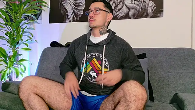 Snapshot of Salvatore_costa chatting on 02/22/26, 05:40 Salvatore costa online show from 02/22/26, 05:40