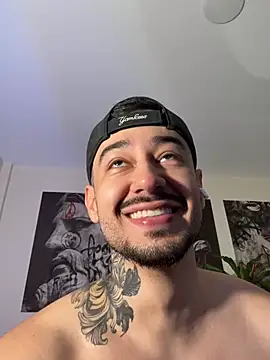 Snapshot of Salvatore_costa chatting on 07/19/26, 01:53 Salvatore costa online show from 07/19/26, 01:53