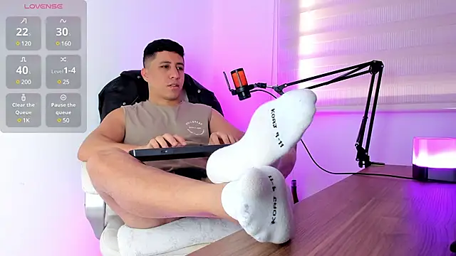 Fraannco online show from 02/08/25, 02:27