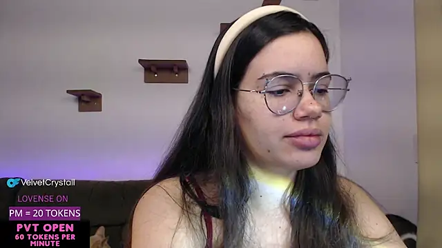 crystalll room online show from 11/09/25, 06:23