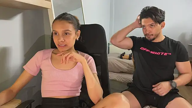 Snapshot of RagnarLothbrokXX chatting on 11/12/25, 07:57 RagnarLothbrokXX online show from 11/12/25, 07:57