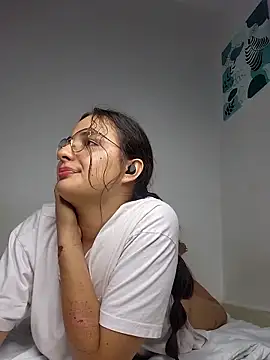 baaby-miiaa online show from 03/11/25, 09:13