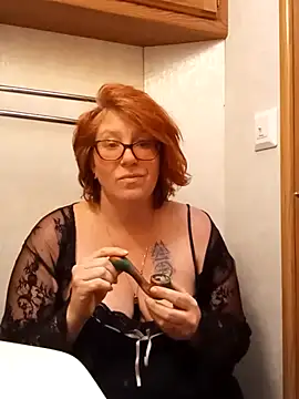 Snapshot of Velvet_Hex chatting on 04/19/26, 06:21 Velvet Hex online show from 04/19/26, 06:21