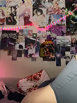 Snapshot of mollyEXD chatting on 03/23/25, 01:31 mollyEXD online show from 03/23/25, 01:31