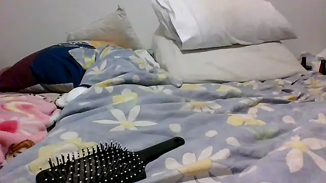 Snapshot of k1w1bbw chatting on 01/20/25, 08:30 k1w1bbw online show from 01/20/25, 08:30