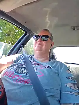 Snapshot of k1w1bbw chatting on 02/09/25, 01:44 k1w1bbw online show from 02/09/25, 01:44