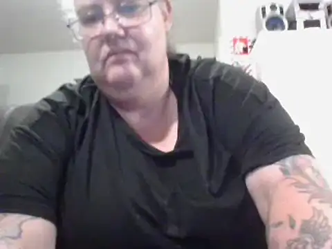 Snapshot of k1w1bbw chatting on 03/09/25, 09:46 k1w1bbw online show from 03/09/25, 09:46