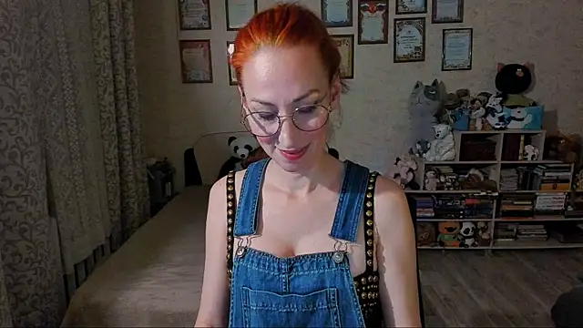 Snapshot of red_rocco chatting on 01/29/25, 04:08 red rocco online show from 01/29/25, 04:08