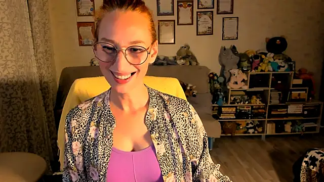 Snapshot of red_rocco chatting on 09/17/25, 03:46 red rocco online show from 09/17/25, 03:46