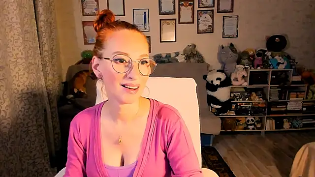 red rocco online show from 11/22/25, 04:28