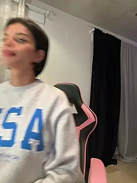 Snapshot of Rosariolovex chatting on 03/16/25, 06:23 Rosariolovex online show from 03/16/25, 06:23