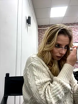 LanaSparks online show from 10/07/25, 04:20