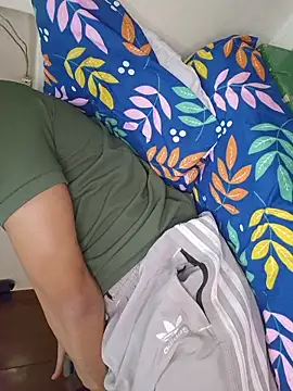 Snapshot of hot_hunk_boy chatting on 11/10/25, 09:30 hot hunk boy online show from 11/10/25, 09:30