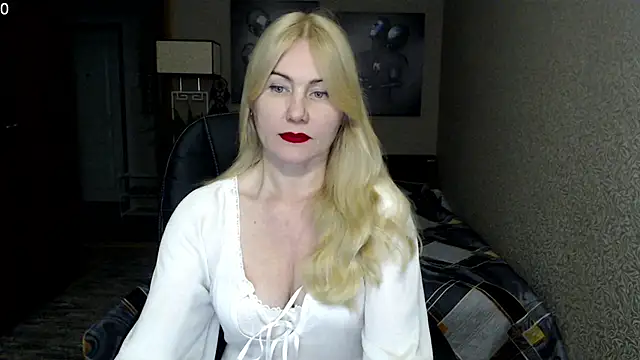 Snapshot of _Mire11a69 chatting on 02/26/25, 03:08  Mire11a69 online show from 02/26/25, 03:08