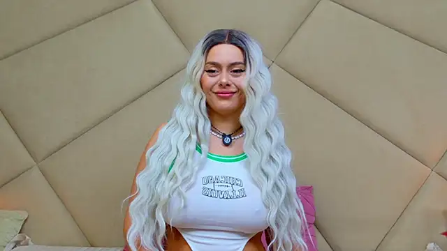 ChloeFrost online show from 02/22/26, 06:35