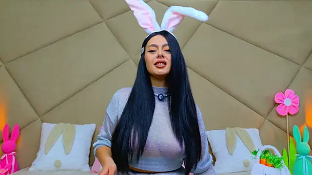 Snapshot of ChloeFrost chatting on 04/04/26, 05:16 ChloeFrost online show from 04/04/26, 05:16