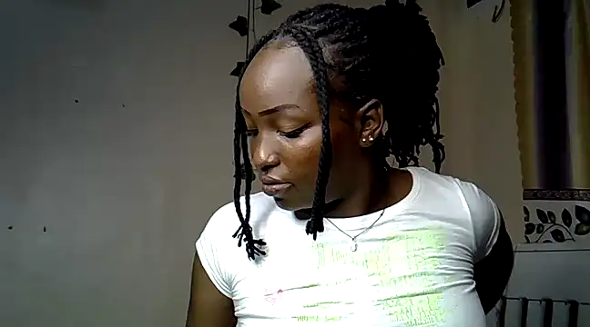 Snapshot of Vprettieeer chatting on 01/28/25, 06:39 Vprettieeer online show from 01/28/25, 06:39