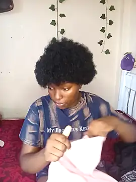 Snapshot of Vprettieeer chatting on 02/07/25, 11:45 Vprettieeer online show from 02/07/25, 11:45