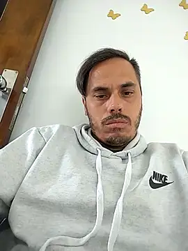 Snapshot of marquesgostoso40 chatting on 11/22/25, 01:54 marquesgostoso40 online show from 11/22/25, 01:54