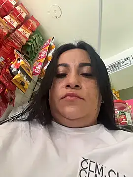 Snapshot of Miia_Jazmin chatting on 12/22/25, 12:02 Miia Jazmin online show from 12/22/25, 12:02