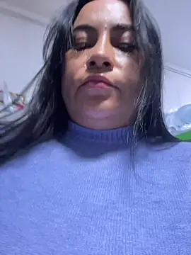 Snapshot of Miia_Jazmin chatting on 03/01/26, 01:02 Miia Jazmin online show from 03/01/26, 01:02