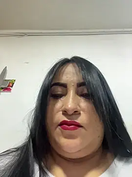 Snapshot of Miia_Jazmin chatting on 03/25/26, 01:06 Miia Jazmin online show from 03/25/26, 01:06