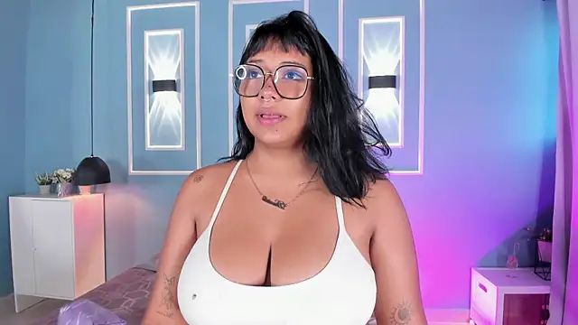 Snapshot of isabella_zc chatting on 08/03/26, 11:48 isabella zc online show from 08/03/26, 11:48