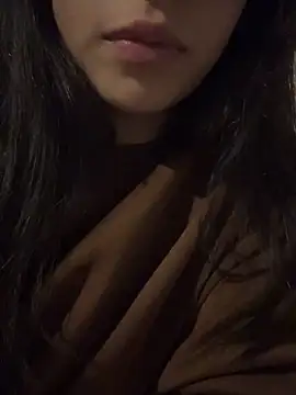 Snapshot of hannah_brady chatting on 03/31/26, 12:45 hannah brady online show from 03/31/26, 12:45