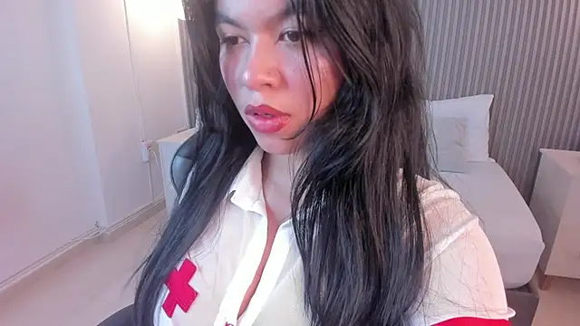 adarna13  online show from 04/17/26, 07:39