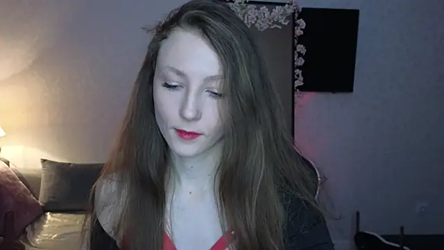 Snapshot of Sweeet_Lilit chatting on 03/13/25, 11:16 Sweeet Lilit online show from 03/13/25, 11:16