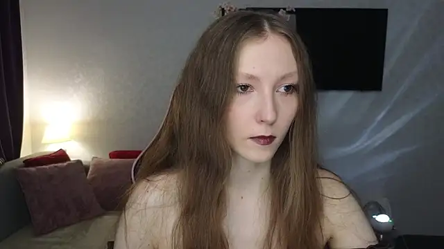 Snapshot of Sweeet_Lilit chatting on 10/10/25, 10:20 Sweeet Lilit online show from 10/10/25, 10:20