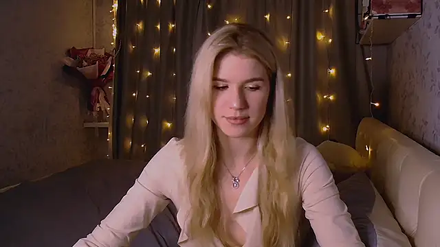 Melissa smith  online show from 10/13/25, 07:14