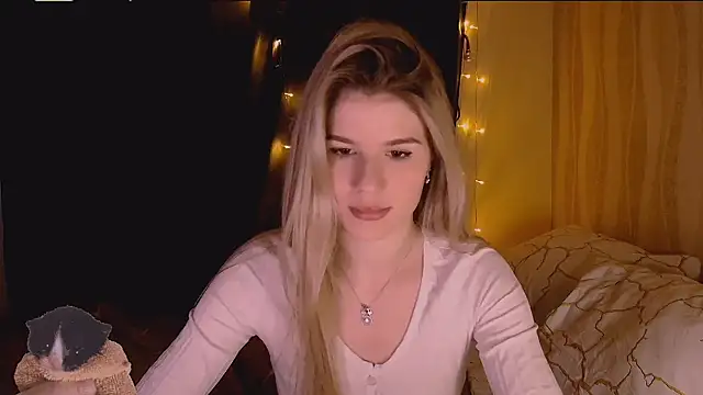 Melissa smith  online show from 11/30/25, 01:04