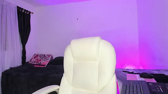 ashanty b5 online show from 12/23/25, 01:03