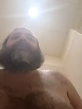 Snapshot of catullo14 chatting on 04/02/26, 12:08 catullo14 online show from 04/02/26, 12:08