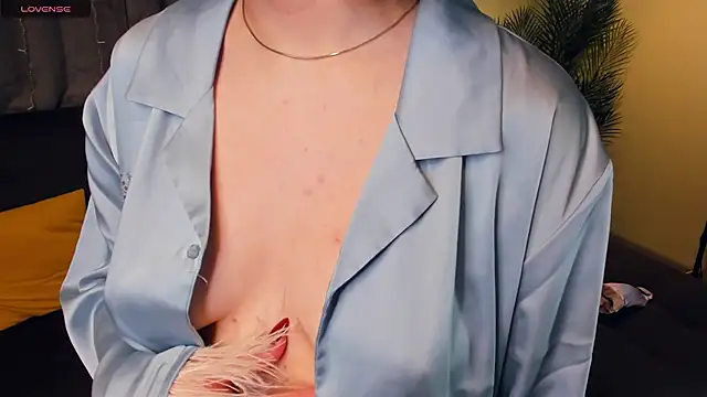 Snapshot of ElviaCrock chatting on 02/20/25, 11:09 ElviaCrock online show from 02/20/25, 11:09