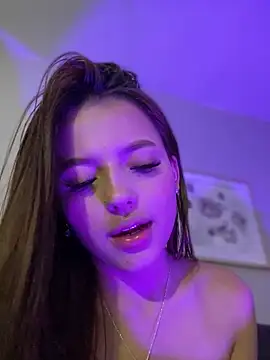 Sofia18 pinkk online show from 03/02/25, 12:11