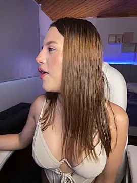 Sofia18 pinkk online show from 09/10/25, 09:59