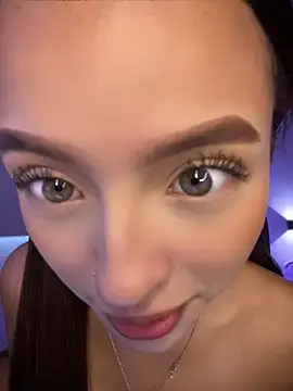 Snapshot of Sofia18_pinkk chatting on 04/07/26, 08:09 Sofia18 pinkk online show from 04/07/26, 08:09