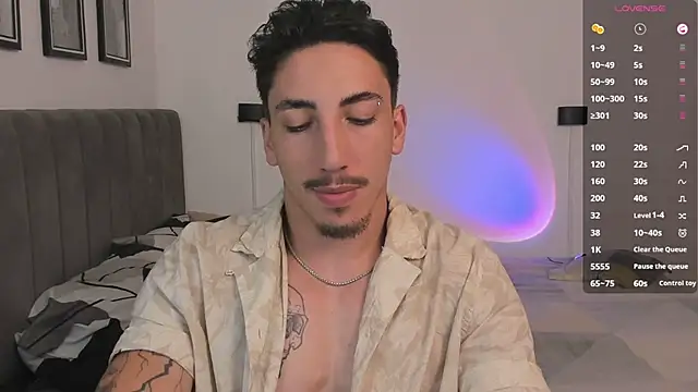 dylanspencer28 online show from 02/04/25, 10:24